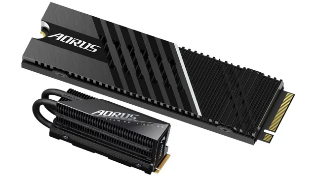 gigabyte aorus gen4 7000s ssd 2tb pcie 4.0 nvme m.2, nanocarbon coated 
aluminum heatsink, 3d tlc nand, ssd- gp-ag70s2tb