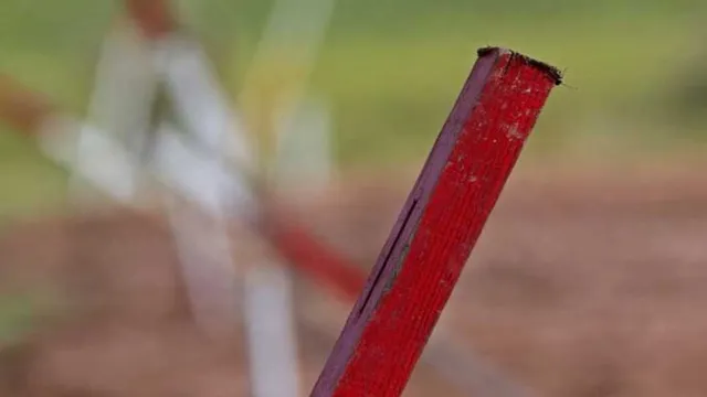 how to get stakes out of the ground